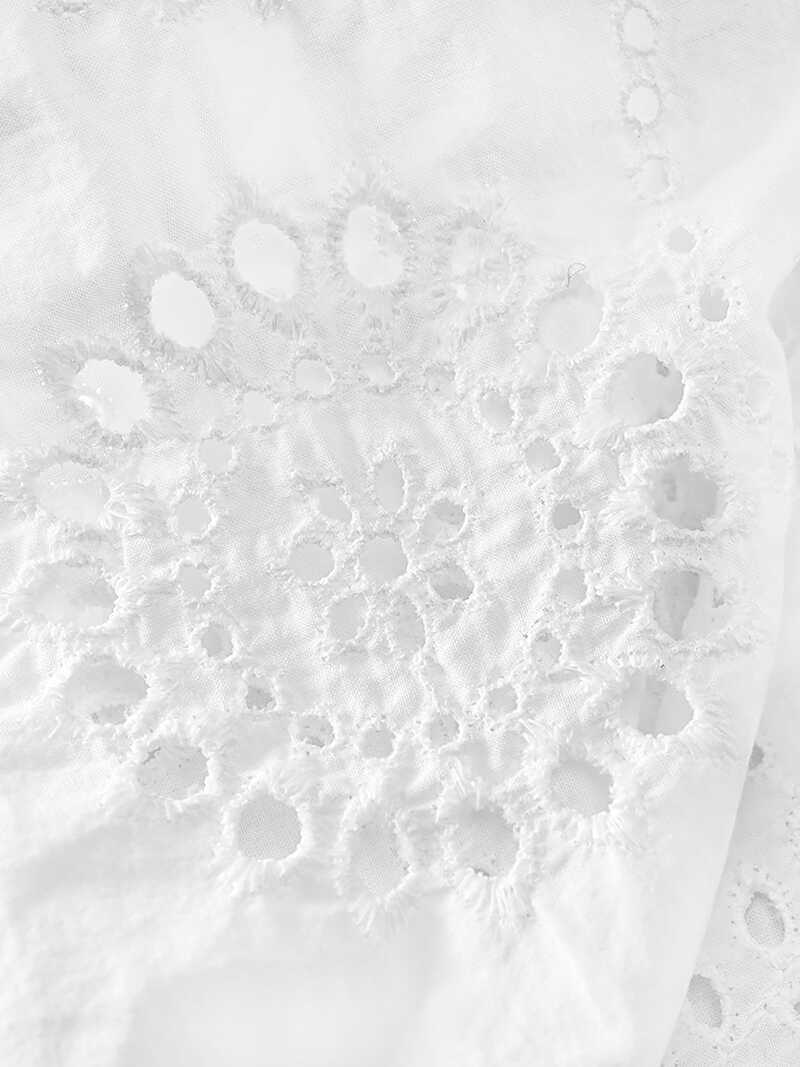 Alternatives Bild 3 zu Sommerbluse mit Lochstickerei