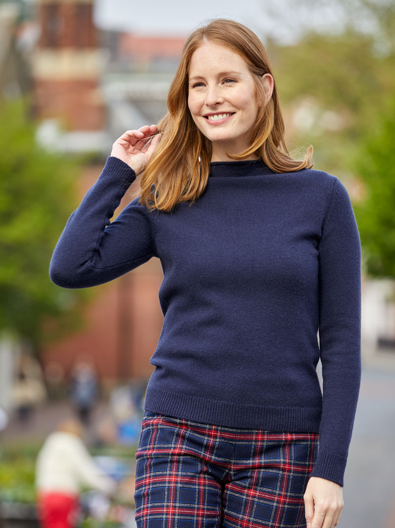Alternatives Bild 1 zu Dunkelblauer Merino-Pullover