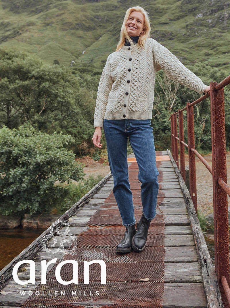 Alternatives Bild 2 zu Aran-Zopfstrickjacke