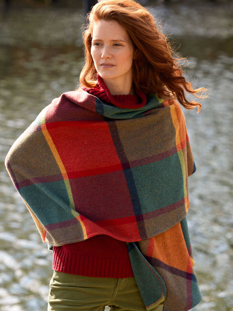 Alternatives Bild 1 zu Lambswool-Strickcape