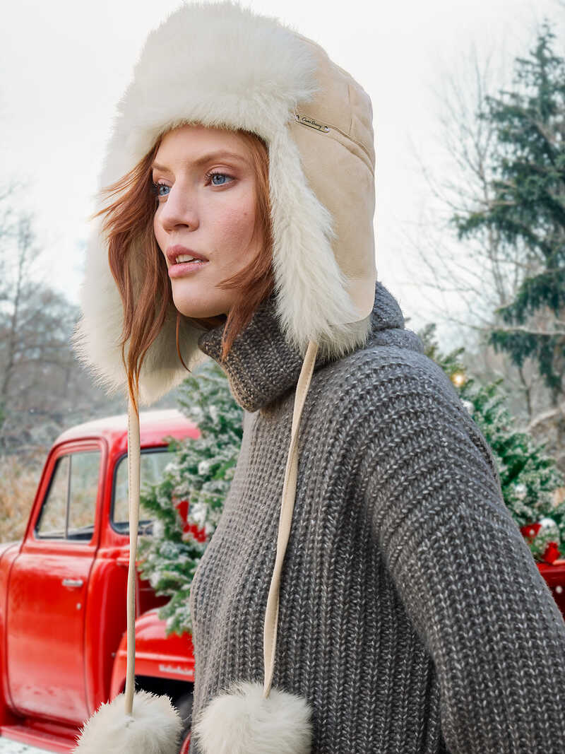 Produktbild zu Lammfell-Mtze