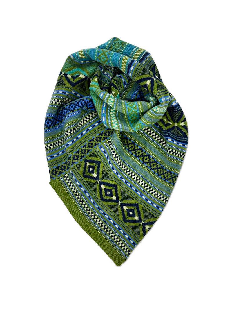 Alternatives Bild 3 zu Fair-Isle-Loopschal