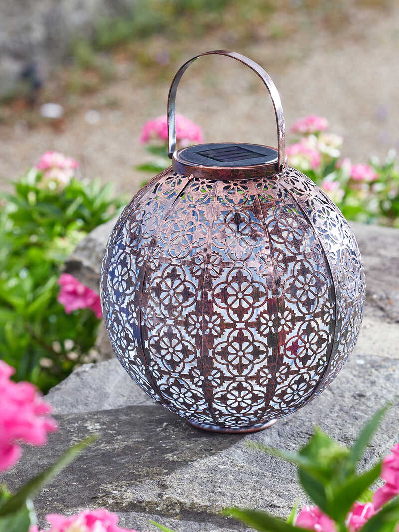 Produktbild zu Elegante Solarlaterne