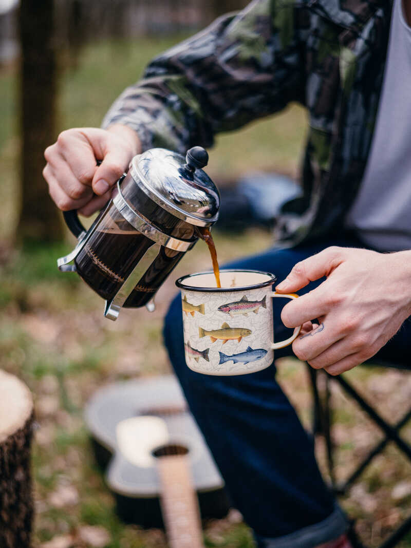 Alternatives Bild 1 zu Emaille-Becher Fish