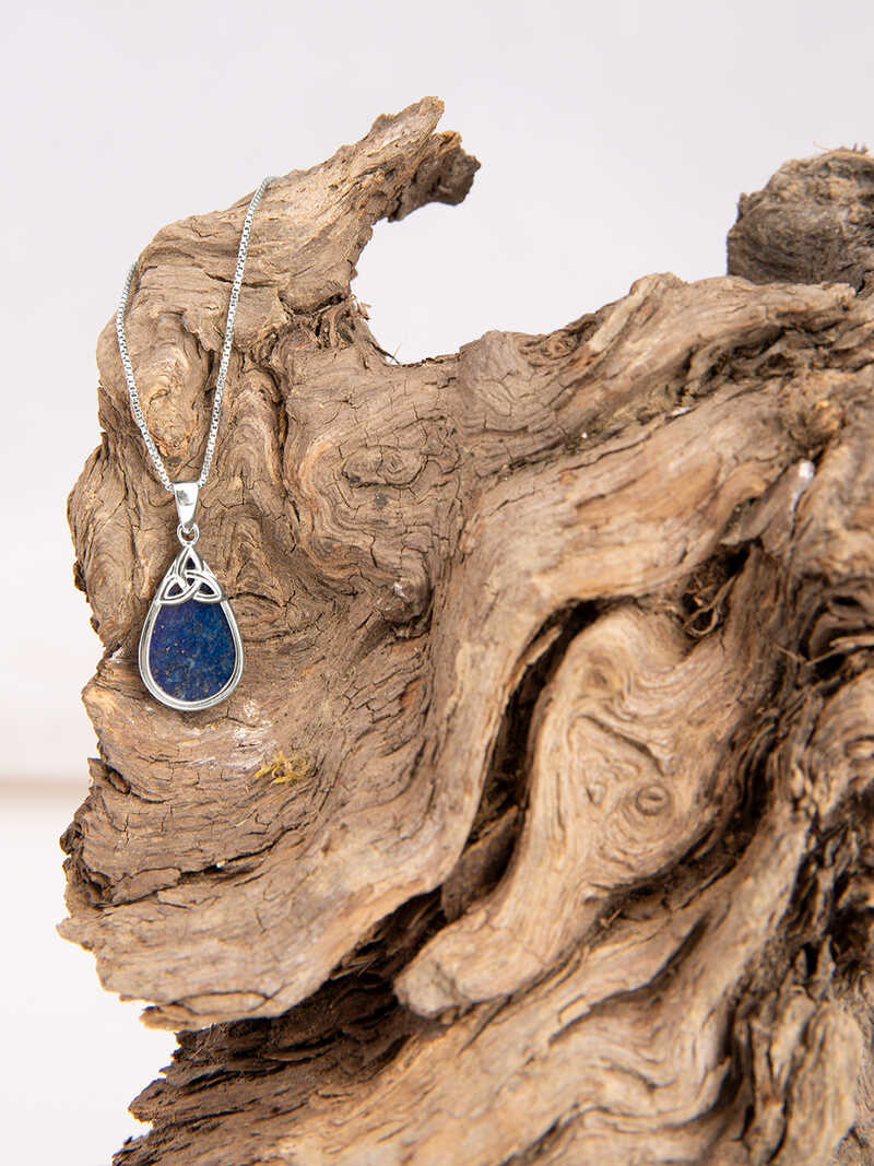 Alternatives Bild 2 zu Silberkette Trinity of Eire mit Lapislazuli-Anh�nger