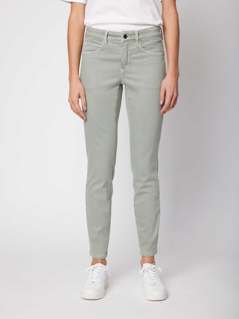 Alternatives Bild 1 zu Damenjeans im Five-Pocket-Stil