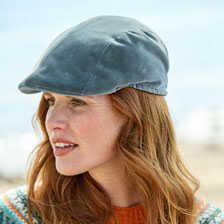 Alernatives Thumbnail 1 zu Damen-Schirmmtze aus Samt