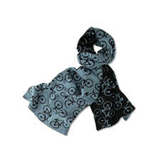 Irischer Strickschal mit Fahrr�dern