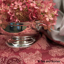 Alernatives Thumbnail 1 zu Tischdecke mit Ornamentmuster