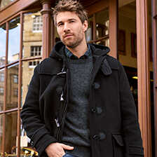 Alernatives Thumbnail 1 zu Schwarzer Dufflecoat