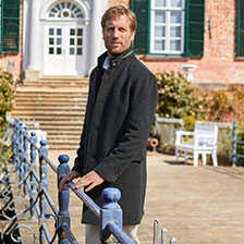 Alernatives Thumbnail 1 zu Stehkragen-Mantel