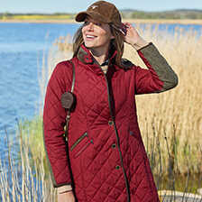 Alernatives Thumbnail 2 zu Roter Steppmantel mit Harris Tweed